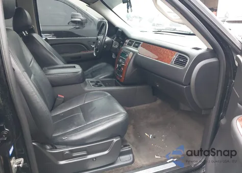 2007 Chevrolet Tahoe Lt из США, поврежденный, VIN 1GNFC13077R374539